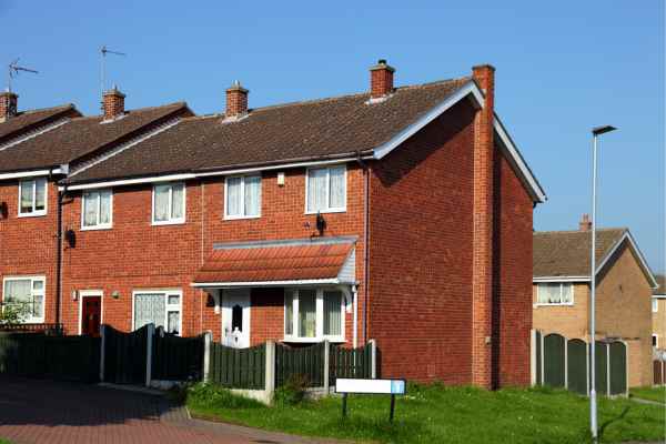 Can I Alter The Party Wall Surveyor? - A Crucial Guide From Faulkner Surveyors 3 Do you want to change the party wall surveyor you are using? Get the best results from Faulkners Bicester NOW!