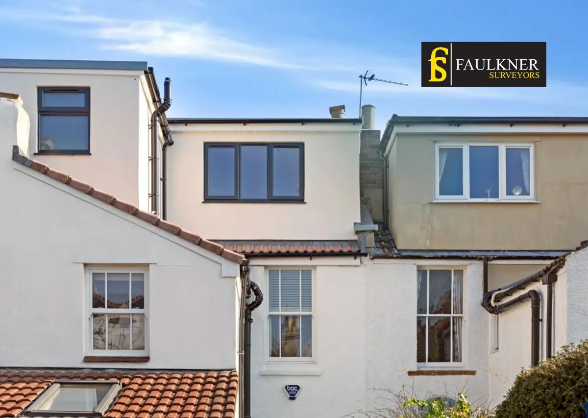 Party Wall Vs Boundary Wall : The Law, The Rights, and Your Options 3 Party Wall Bicester : What Should You Do If Your Neighbour Builds Over the Shared Boundary Bicester?